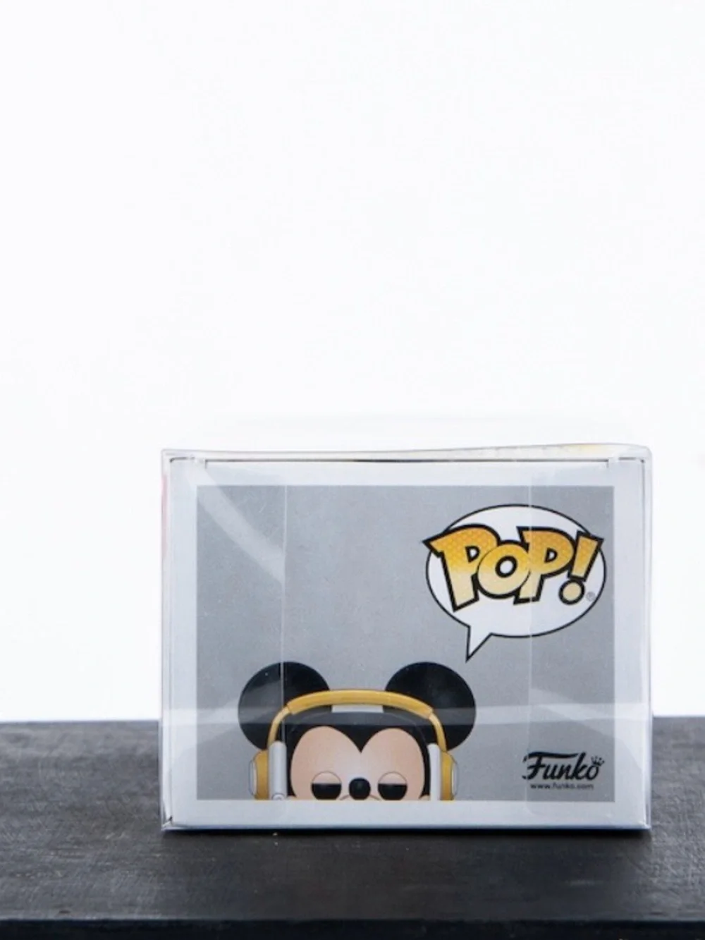 Funko Gamer Mickey Vinyl Figure - Black/Blue/Yellow
